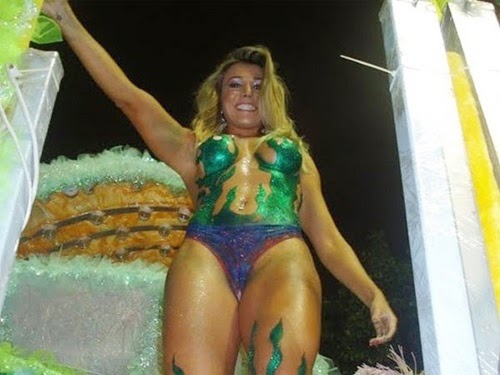 Mulheres peladas no carnaval 10