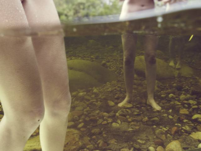 fotos de mulheres pelada nua embaixo da agua