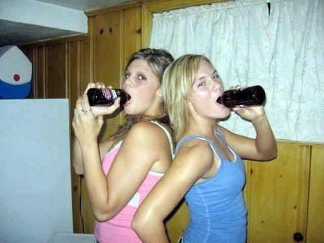 Quando as mulheres ficam bêbadas fazem cada coisa 6