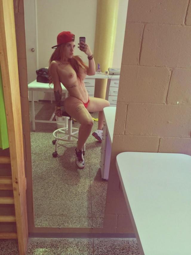 Fotos e videos de Jennifer Aboul, a ruiva mais gostosa que eu já vi (111)