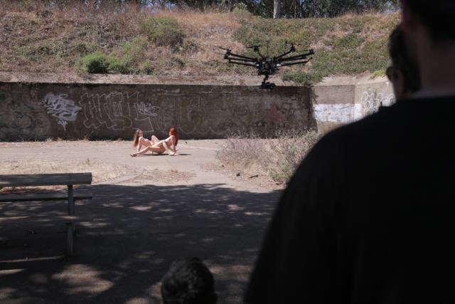 Primeiro vídeo pornô feito com drones nos EUA 3