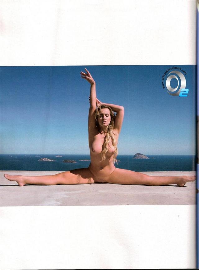 Veja fotos de Lola Melnick Nua Na Revista Playboy 7