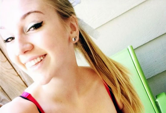 Kendra Sunderland Estudante é presa por gravar pornô em biblioteca pública 4