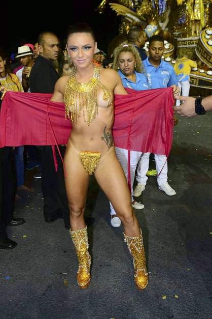 Mulheres peladas no carnaval 78