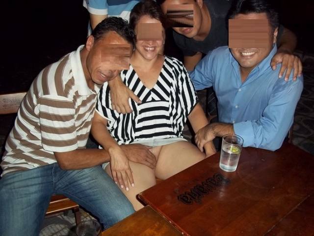 fotos de sexo dividindo esposa coroa