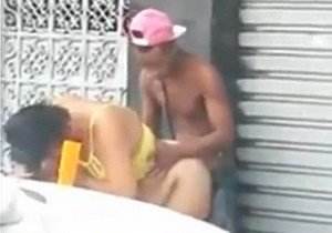 Amador transando no carnaval na rua video porno