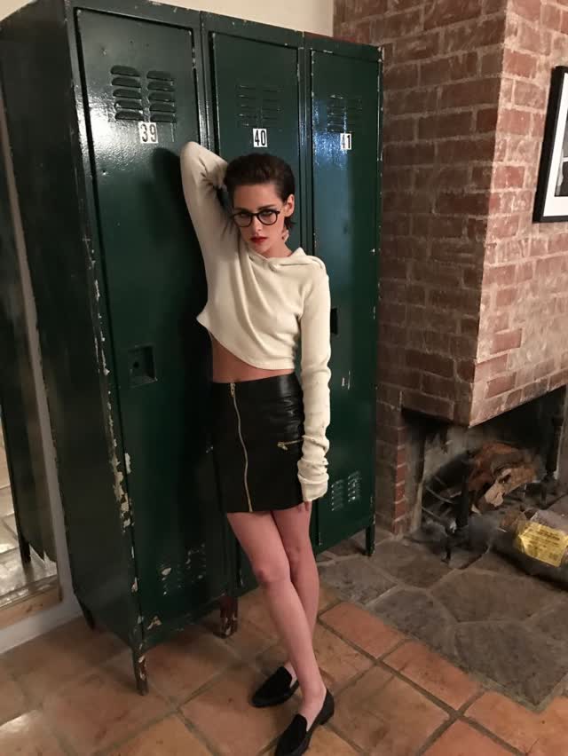 Fotos intimas da atriz Kristen Stewart pelada é vazada por hacker 14