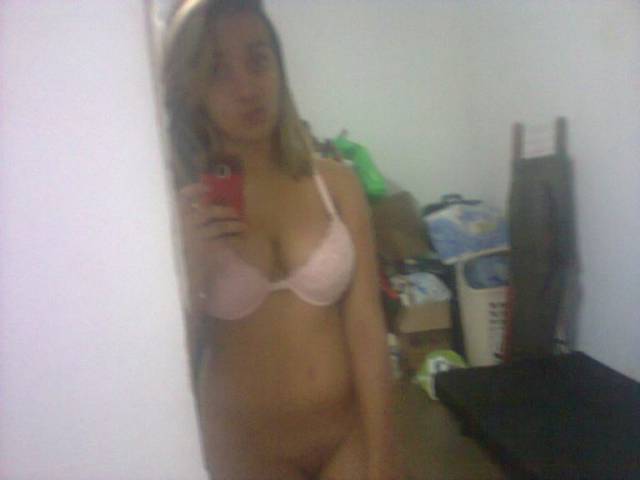 Daiane vazou com fotos intimas no whatsapp 12