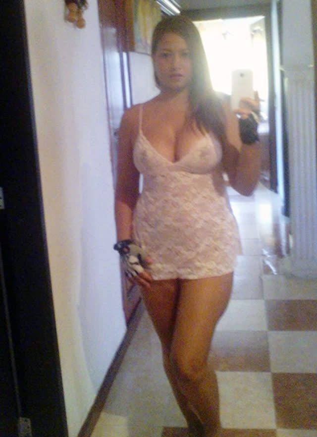 Loirona bucetuda enviou nudes pelada 9