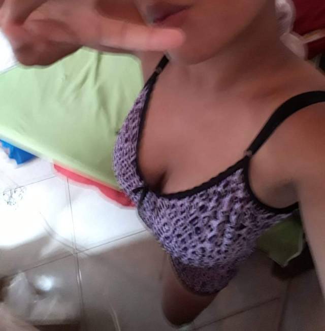 moreninha-tesuda-mandou-nudes-no-whatsapp-6