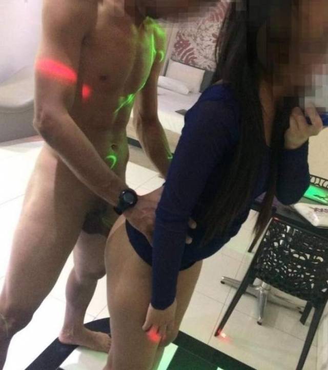 esposa-novinha-da-buceta-grandona-pelada-com-marquinhas-6