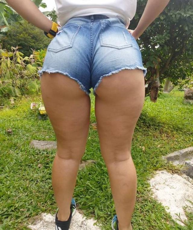 novinha-do-interior-da-bunda-gostosa-demais-1