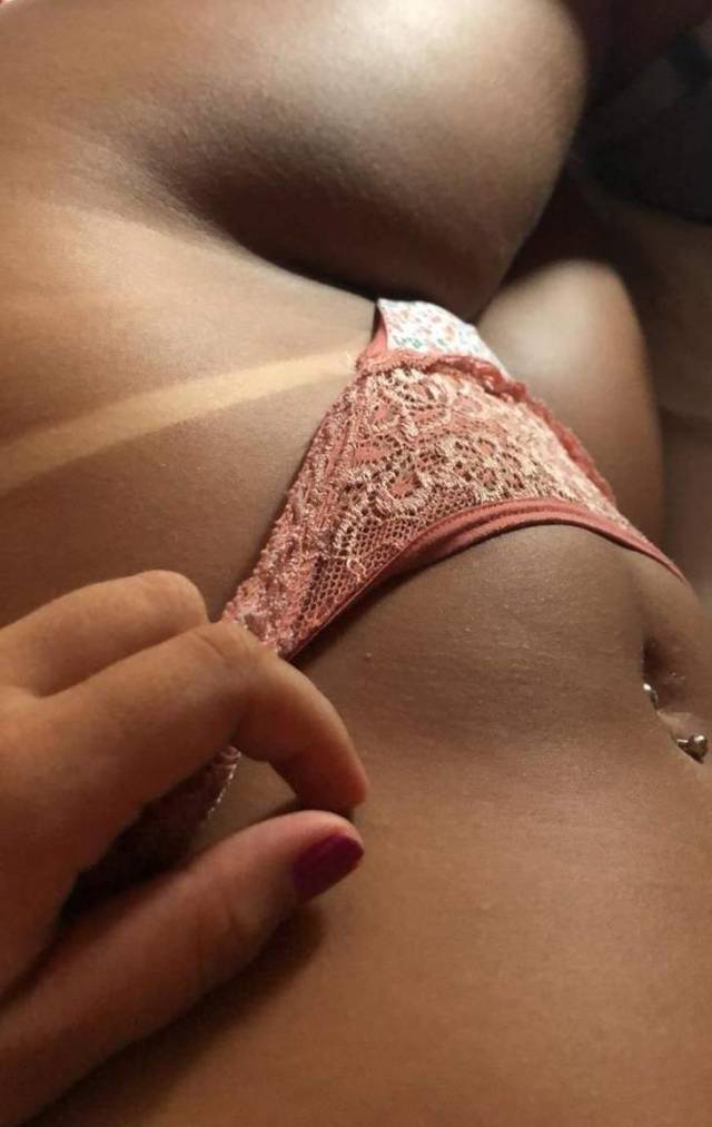 fotos-da-namorada-pelada-bronzeada-deliciosa-4