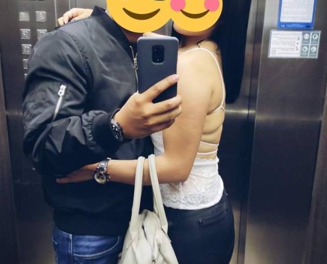 fotos-da-esposa-novinha-pelada-tatuada-deliciosa-13