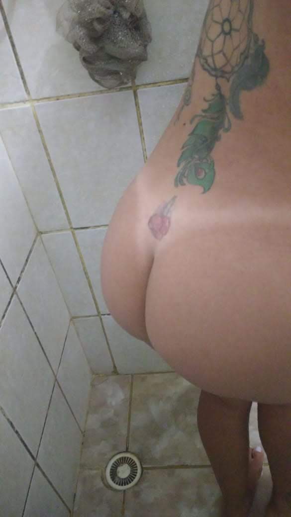 vanessinha-loirinha-da-quebrada-pelada-linda-14