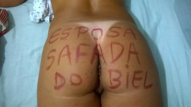 esposa-dona-de-casa-safada-do-biel-11