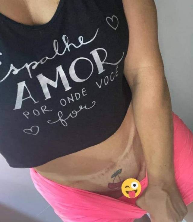 esposa-carioca-da-buceta-tatuada-que-adora-uma-putaria-7