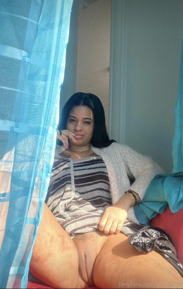 cynthia-garcia-pelada-considerada-com-a-maior-buceta-do-mundo-44