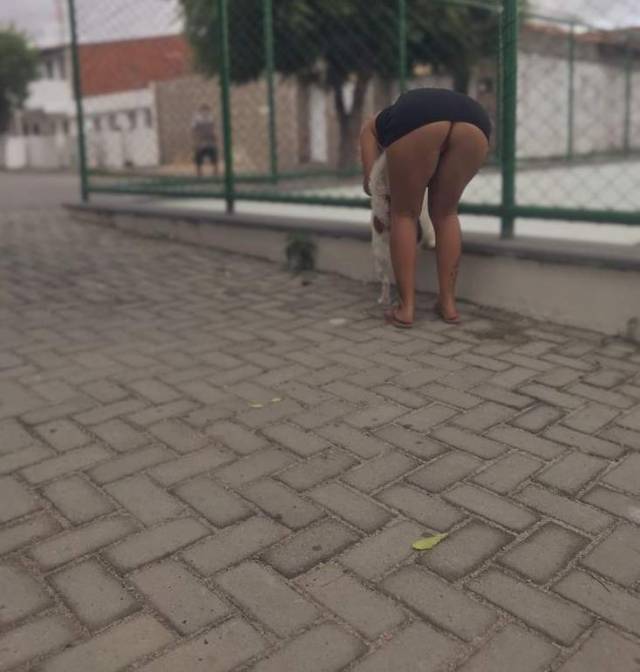 esposa-morena-da-bunda-gostosa-bem-provocante-e-safada-5