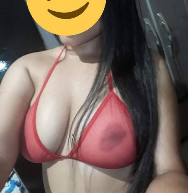 esposa-novinha-rabuda-sem-calcinha-4