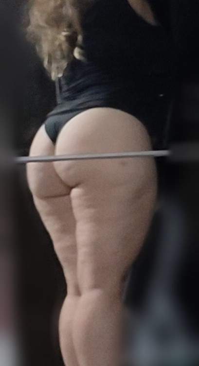 coroa-branquinha-dos-peitos-e-bunda-grande-1