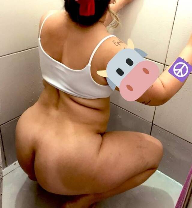 esposa-gordelicia-da-bunda-grande-6