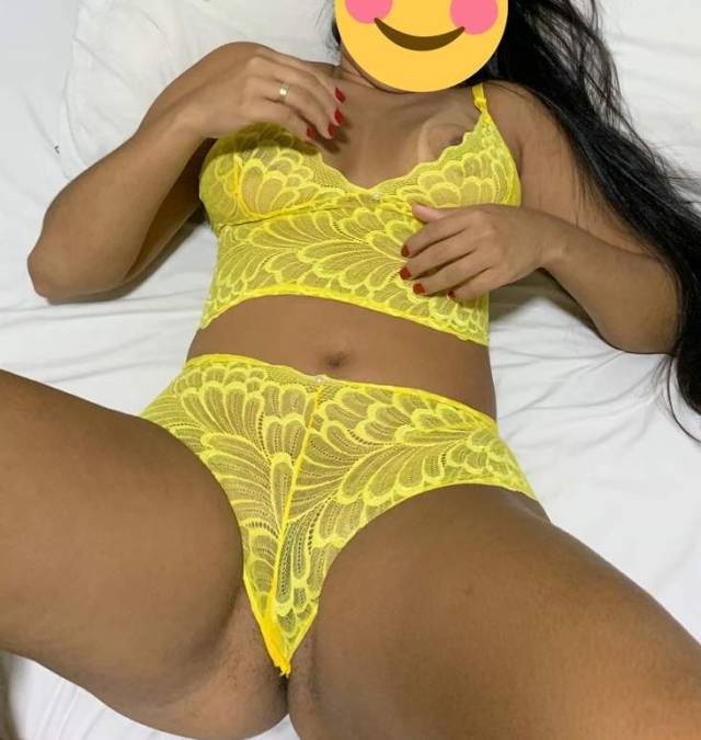 esposa-morenaca-deliciosa-dos-peitos-lindos-8