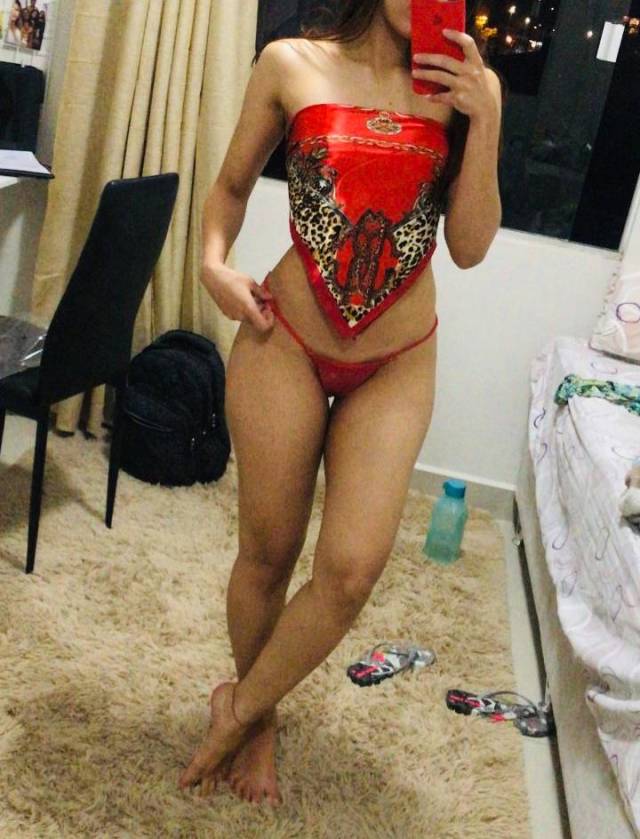 morenaca-magrinha-gostosona-do-corpo-perfeito-1