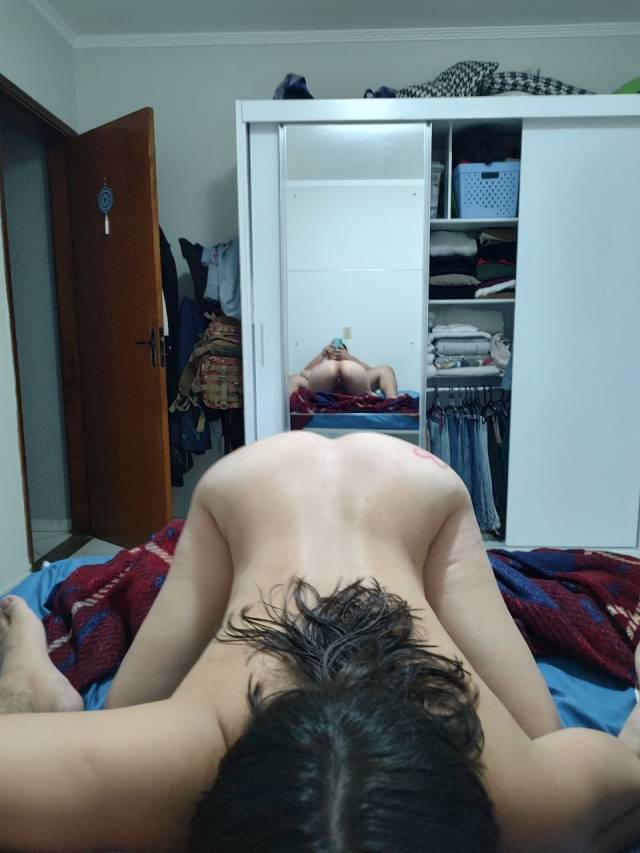 gozou-na-sua-bucetinha-ja-sexo-com-a-namorada-2