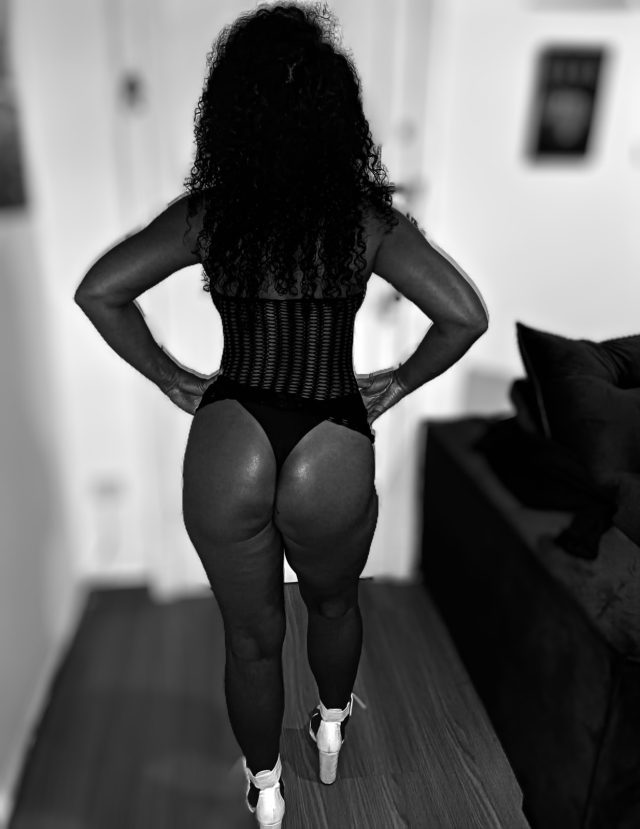 fotos-morena-casalhotwife-safada-de-curitiba-14